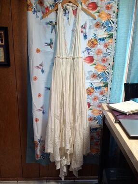 New Free People Boho Halter Maxi Dress in Cream Size Small